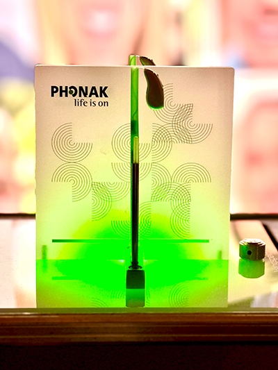 66d0e7bd73e9bba52f11b71f_66d0e7af8275cf8f4b33364f_Phonak-Sphere-Infinio-Real-Life-Test-Review-400_400x533-r